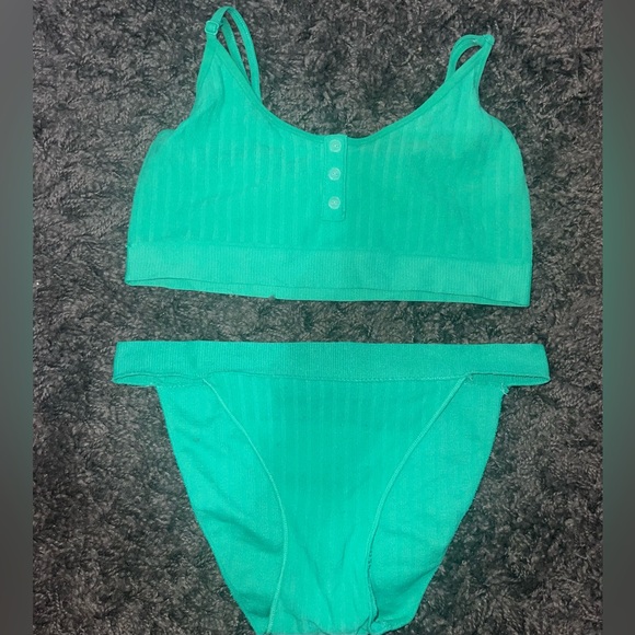 Colsie Other - Bra and underwear set nwot